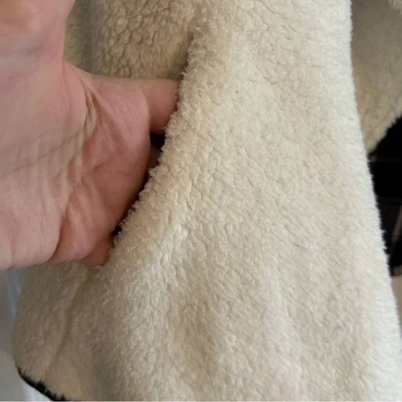 Matilda Jane Reversible Vest with black gray plaid and faux fur size Large - Picture 7 of 9